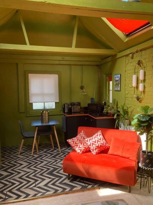 Lepine- Holiday Apartment In Sunny Folkestone Bagian luar foto