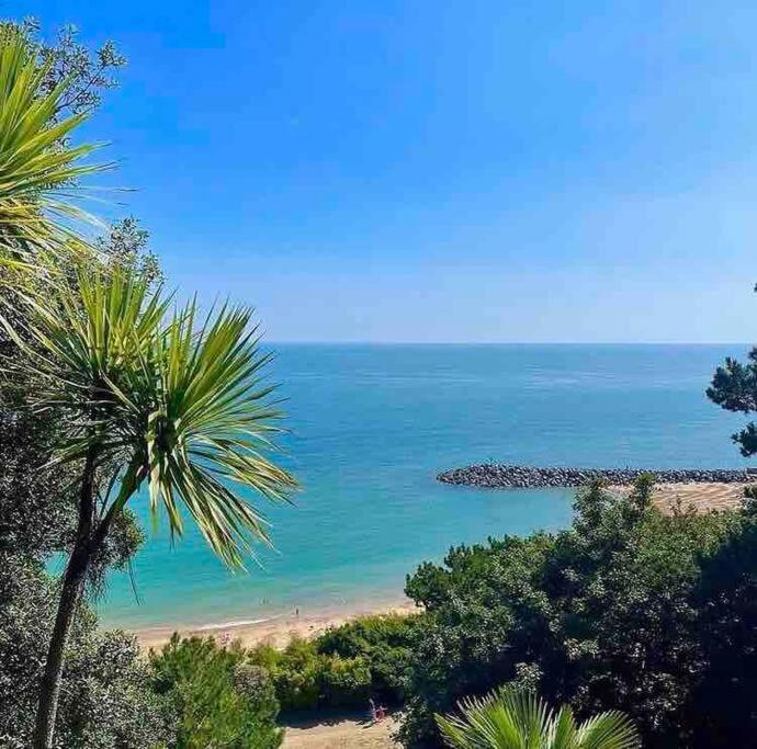 Lepine- Holiday Apartment In Sunny Folkestone Bagian luar foto